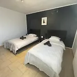 Iguanodon Maria A Proximite Du Site Google St Chislain Et De Pairi Daiza Daire Bernissart