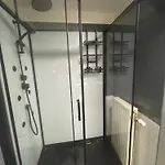 Iguanodon Maria A Proximite Du Site Google St Chislain Et De Pairi Daiza Daire *